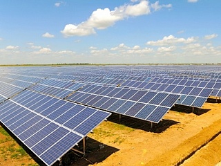 Электростанция на солнечных батареях.
